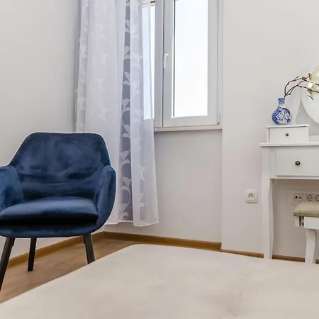 Pergul * Kaštela